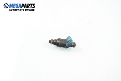 Benzineinspritzdüse für Volkswagen Golf III 1.6, 101 hp, 5 türen, 1996
