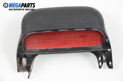 Al treilea stop pentru Volkswagen Passat 1.9 TDI, 90 cp, combi, 1996