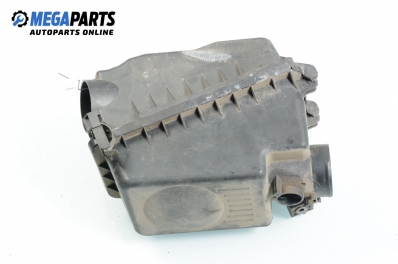Carcasă filtru de aer pentru Toyota Corolla (E120; E130) 1.6 VVT-i, 110 cp, sedan, 2002