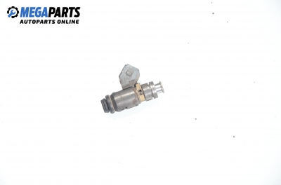 Gasoline fuel injector for Renault Megane 1.6 16V, 107 hp, station wagon, 2000