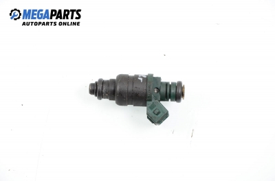 Gasoline fuel injector for Audi A3 (8L) 1.6, 101 hp, 1998