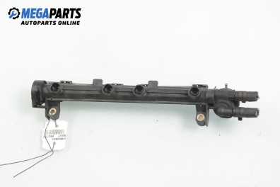 Fuel rail for Volkswagen New Beetle 2.0, 115 hp, 2000