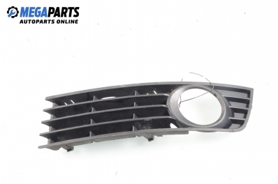 Grilă în bara de protecție pentru Audi A4 (B6) 2.0, 130 cp, sedan, 2001, poziție: stânga