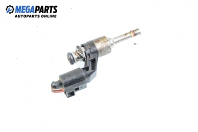 Gasoline fuel injector for Volkswagen Scirocco 1.4 TSI, 160 hp automatic, 2010