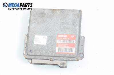 ECU für Peugeot 306 1.4, 75 hp, hecktür, 5 türen, 1994 № Bosch 0 261 200 778