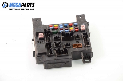 Fuse box for Mitsubishi Outlander II 2.0 Di-D, 140 hp, 2007