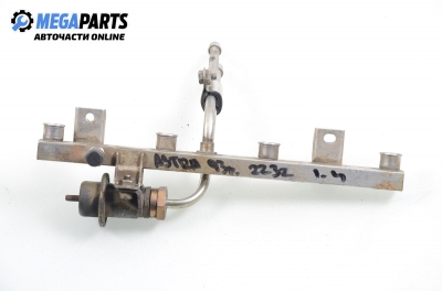 Fuel rail for Opel Astra F 1.4 Si, 82 hp, station wagon, 1993