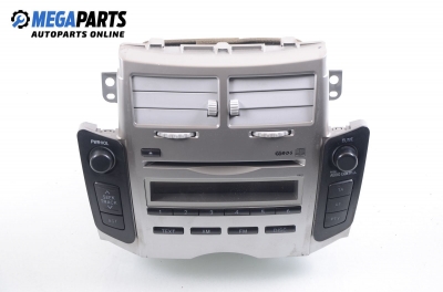 CD player pentru Toyota Yaris 1.0 VVT-i, 69 cp, hatchback, 5 uși, 2006 № 86120-52470