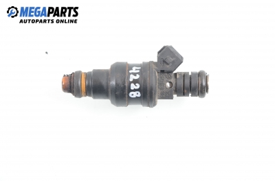 Gasoline fuel injector for Audi 100 (C4) 2.8, 174 hp, sedan, 1991