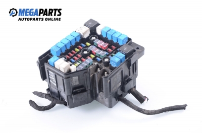 Fuse box for Hyundai Santa Fe 2.2 CRDi  4x4, 150 hp, 2006