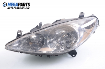 Far pentru Peugeot 307 2.0 16V, 136 cp, combi automat, 2004, poziție: stânga