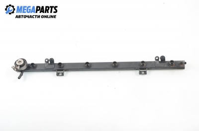 Fuel rail for BMW 5 (E34) 2.0 24V, 150 hp, sedan, 1993