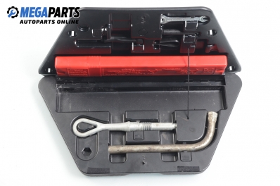 Toolbox for Audi A8 (D3) 3.0, 220 hp automatic, 2004