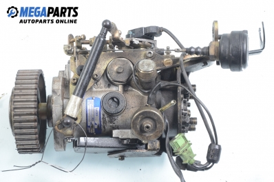 Pompă de injecție motorină for Volvo S40/V40 1.9 TD, 90 hp, sedan, 1997 № Lucas R8448B032A