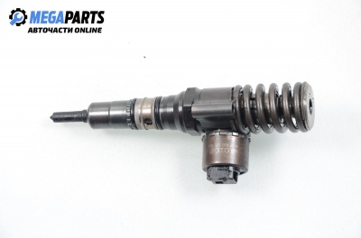 Diesel fuel injector for Audi A4 (B7) 2.0 16V TDI, 140 hp, station wagon, 2005 № 041 472 04 04