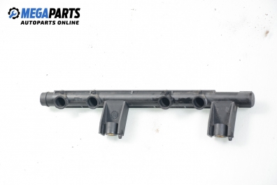 Fuel rail for Renault Clio II 1.2, 58 hp, hatchback, 5 doors, 2000