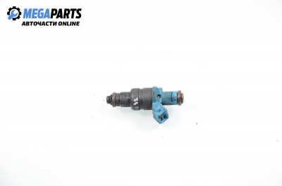 Gasoline fuel injector for Volkswagen Passat (B5; B5.5) 1.6, 101 hp, sedan, 1997