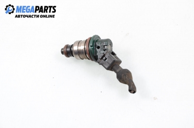 Gasoline fuel injector for Renault Laguna I (B56; K56) 1.8, 95 hp, hatchback, 1996