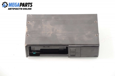 Magazie CD for Land Rover Discovery II (L318) 4.0, 185 hp automatic, 2002