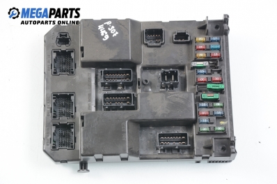 Fuse box for Peugeot 307 2.0 HDI, 107 hp, station wagon, 2003 № 9651197580