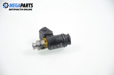 Gasoline fuel injector for Volkswagen Passat (B5; B5.5) (1996-2005) 2.3, sedan