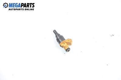 Gasoline fuel injector for Kia Rio 1.5 16V, 98 hp, station wagon, 2003