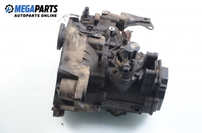  for Volkswagen Passat (B3) 1.8 16V, 136 hp, combi, 1992