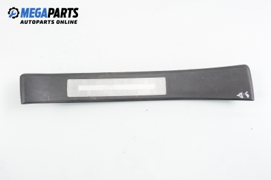 Interior plastic for Audi A4 (B7) 2.0 16V TDI, 140 hp, station wagon automatic, 2007, position: rear - right