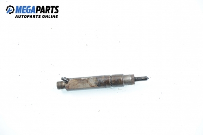 Diesel fuel injector for Volkswagen Passat (B4) 1.9 TDI, 90 hp, sedan, 1994