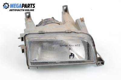 Far pentru Volvo 440/460 1.7, 102 cp, sedan, 5 uși automat, 1994, poziție: dreapte