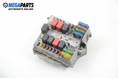 Fuse box for Fiat Stilo 2.4 20V, 170 hp, 3 doors, 2001 № 46796539