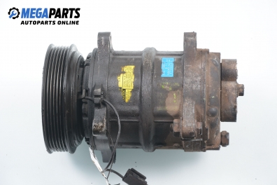 Kompressor klimaanlage für Volvo S40/V40 2.0, 140 hp, combi, 1997 № 30611276