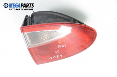 Tail light for Seat Leon (1M) 1.9 TDI, 110 hp, hatchback, 2003, position: right