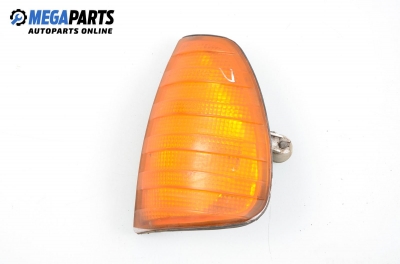Blinklicht für Mercedes-Benz 123 (W/S/C) 2.0 D, 55 hp, sedan, 1981, position: links