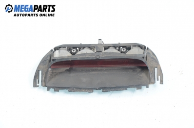 Al treilea stop pentru Renault Megane I 1.6, 90 cp, hatchback, 5 uși, 1996