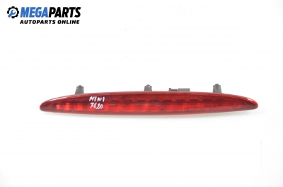 Al treilea stop pentru Mini Cooper (R50, R53) 1.6, 90 cp, hatchback, 3 uși, 2001