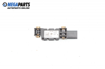 Senzor airbag pentru Audi A4 (B6) 2.0, 130 cp, sedan, 2001 № 8E0 959 643 A