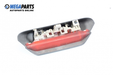 Central tail light for Toyota Yaris 1.0 16V, 68 hp, 3 doors, 2000