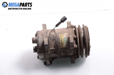 AC compressor for Volkswagen Passat (B3) (1988-1993), station wagon