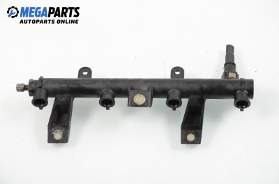 Fuel rail for Peugeot 206 1.4, 75 hp, hatchback, 5 doors, 2001