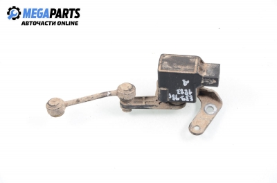 Senzor autoreglare pentru BMW 5 (E39) 2.5 TDS, 143 cp, combi, 1998, poziție: dreapte