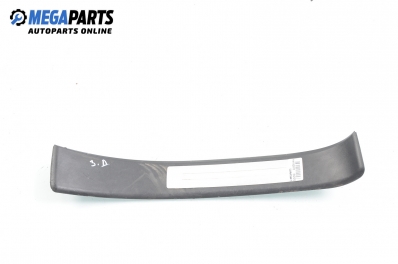 Interior plastic for Audi A4 (B7) 2.0 TDI, 140 hp, station wagon, 2004, position: rear - right