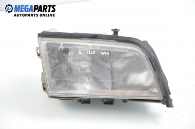 Scheinwerfer für Mercedes-Benz C-Klasse 202 (W/S) 2.2 D, 75 hp, sedan, 1995, position: rechts