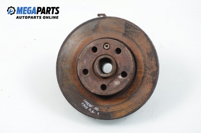 Knuckle hub for Volkswagen Sharan 2.0, 115 hp, 1995, position: front - right