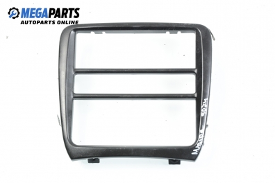 Central console for Daewoo Nubira 1.6 16V, 103 hp, station wagon, 2000