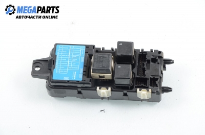 Fuse box for Volvo S40/V40 1.9 TD, 90 hp, station wagon, 1998