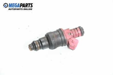 Duza benzină pentru Renault Clio II 1.2, 58 cp, 3 uși, 2000