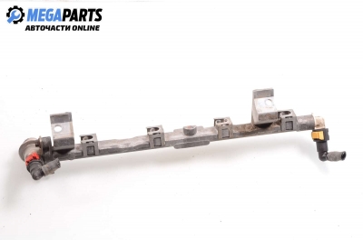 Fuel rail for Ford Focus I (1998-2004) 1.6, station wagon