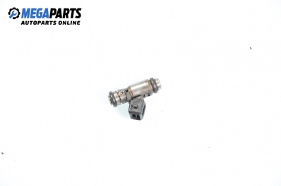 Gasoline fuel injector for Fiat Marea 1.6 16V, 103 hp, sedan, 1998