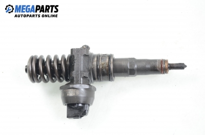 Diesel fuel injector for Volkswagen Passat (B6) 2.0 TDI, 140 hp, station wagon automatic, 2005 № Bosch 0 414 720 312